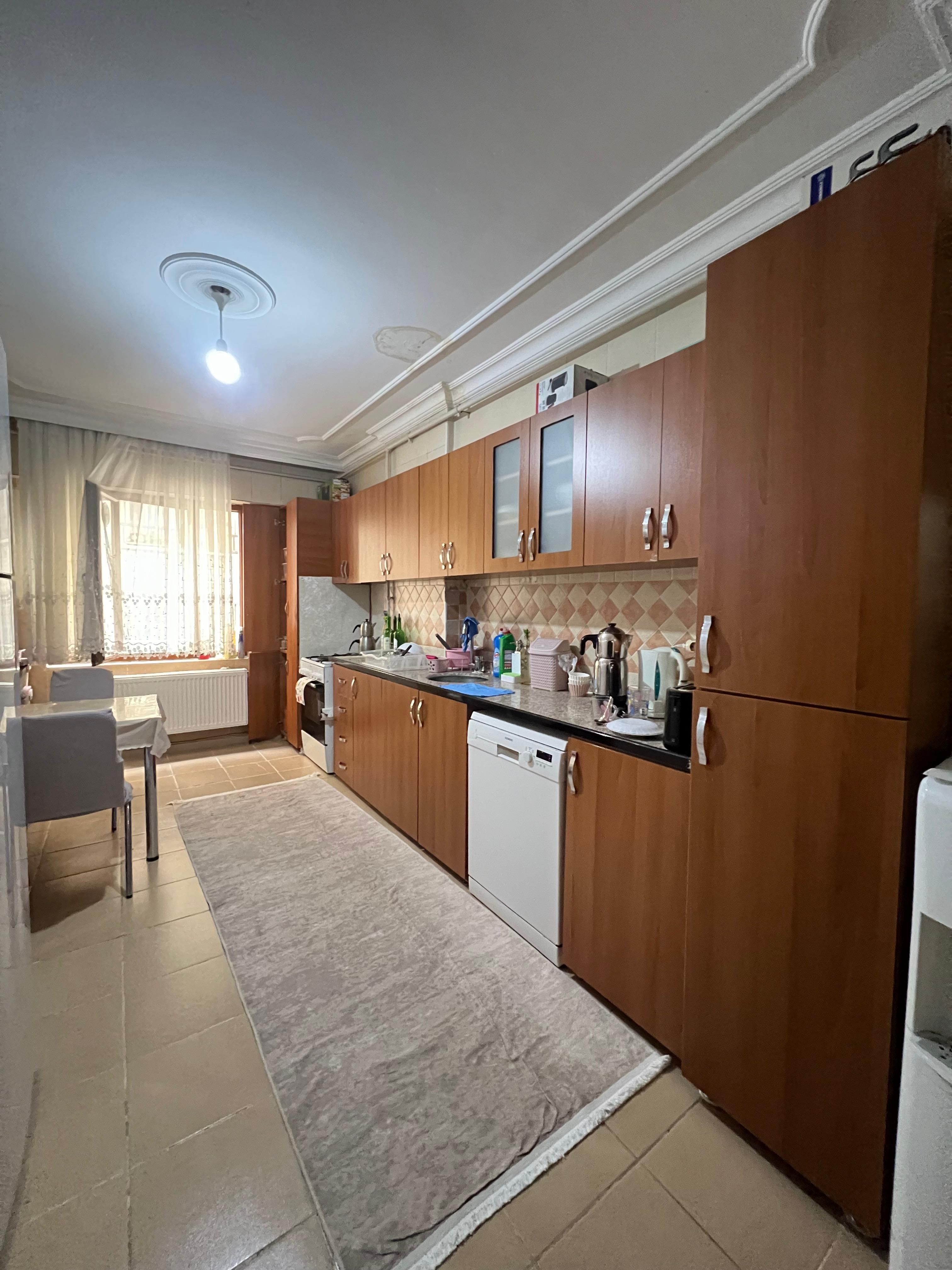 OFİS AKKOYUNLU 4.SOKAK'TA SATILIK 3+1 DAİRE