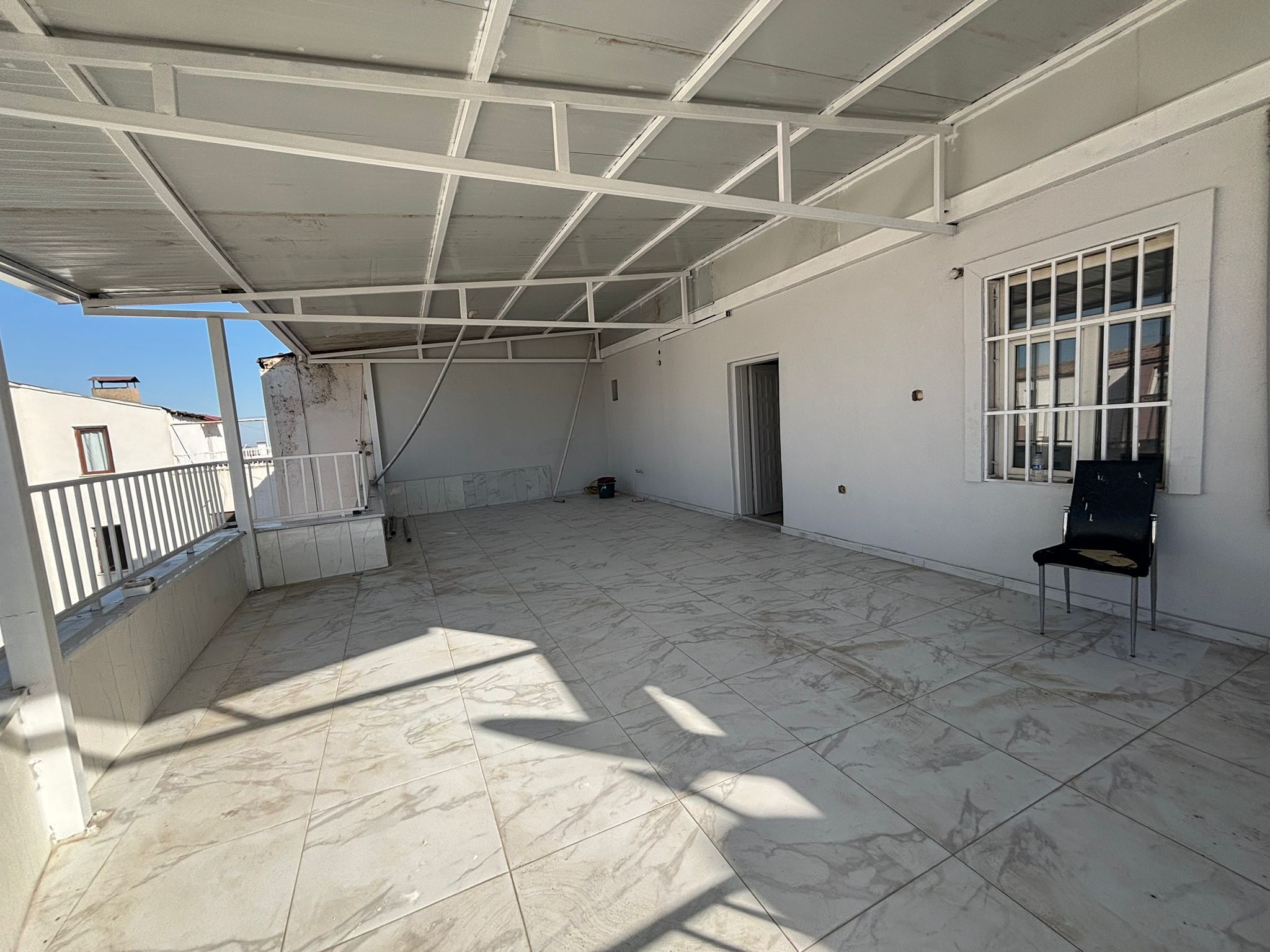 BATI HASTAHANESİ YANINDA 4+1 KİRALIK DAİRE