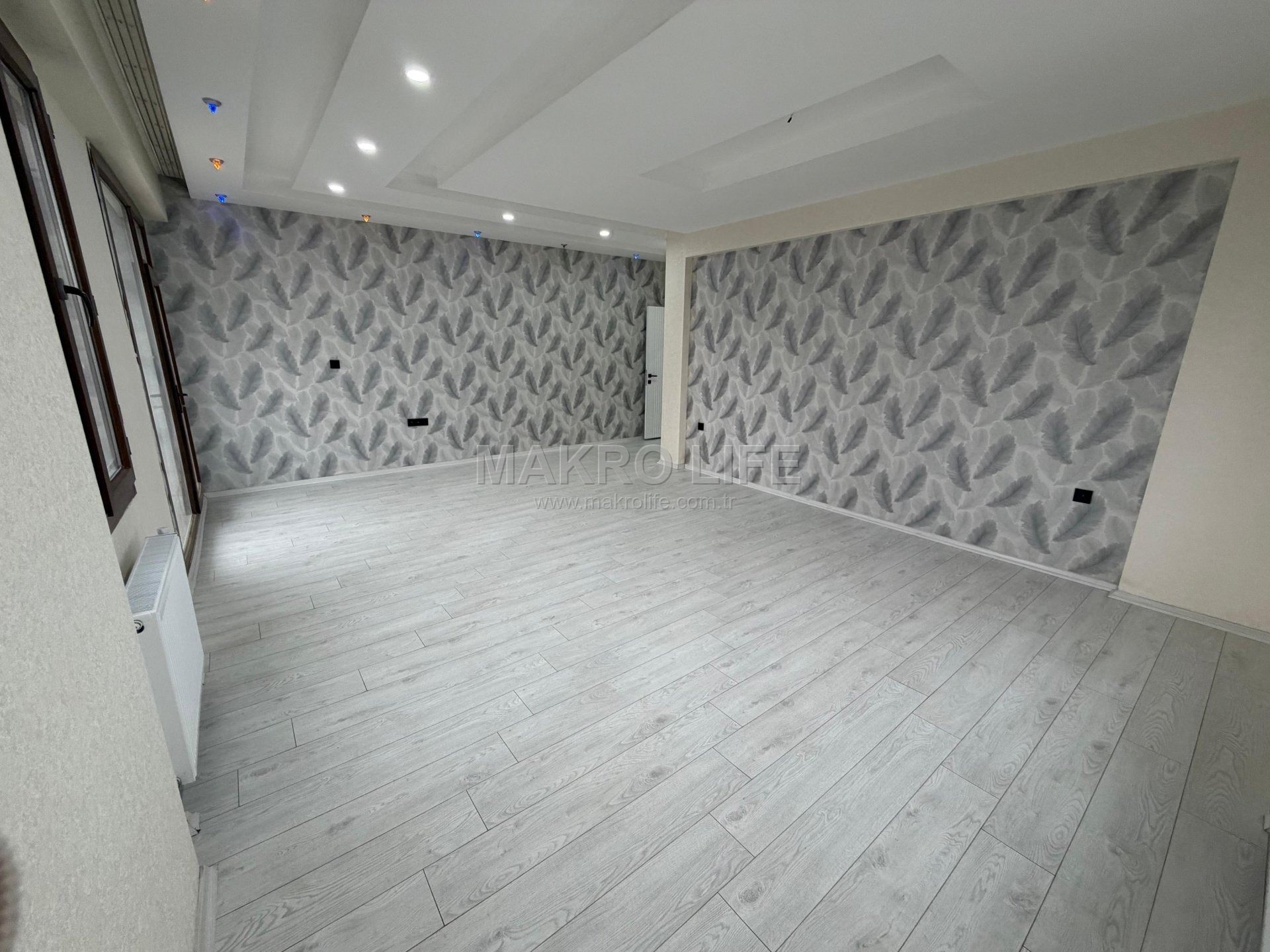 KAYAPINAR 75 CADDE LUNAPARK KARŞISI SATILIK 4+1 DAİRE