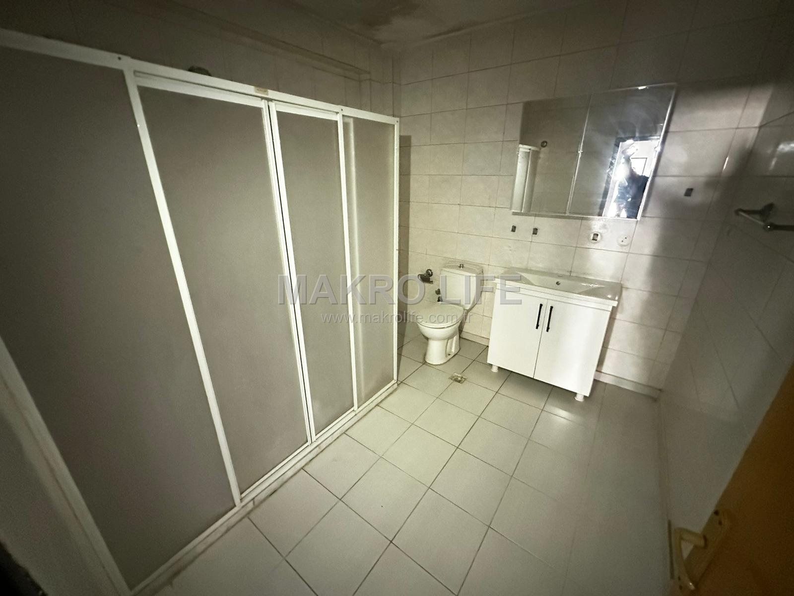 YENIYOL EVLENDIRME DAİRESİ CİVARI SATILIK 3+1 BOŞ BAKIMLI DAİRE