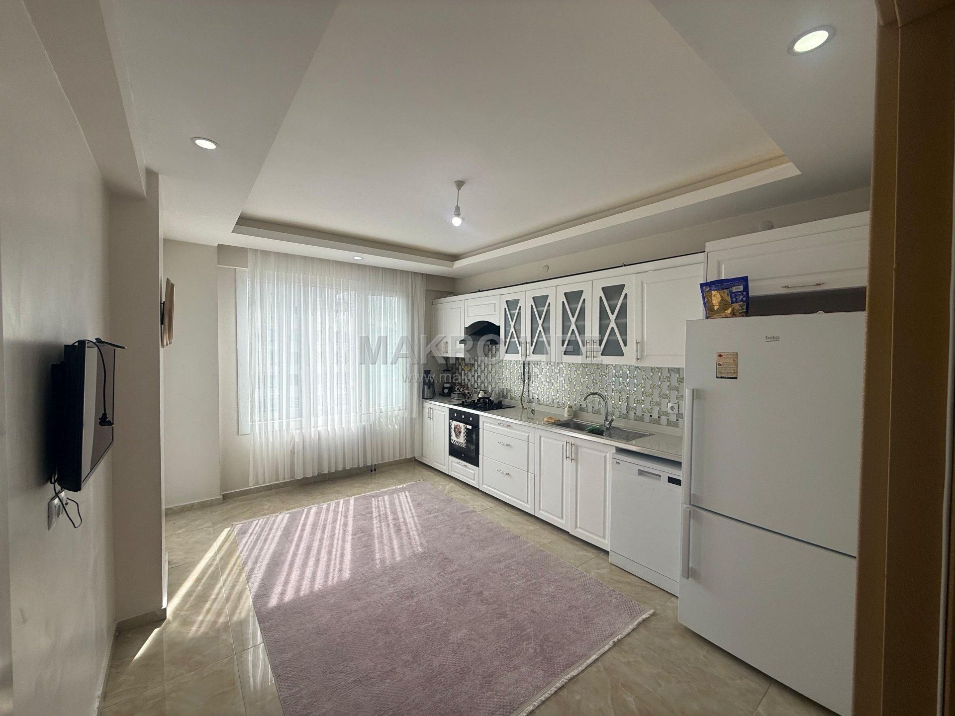 SATILIK STADYUM YOLU ÜZERİNDE 3+1 SATILIK FIRSAT DAİRE