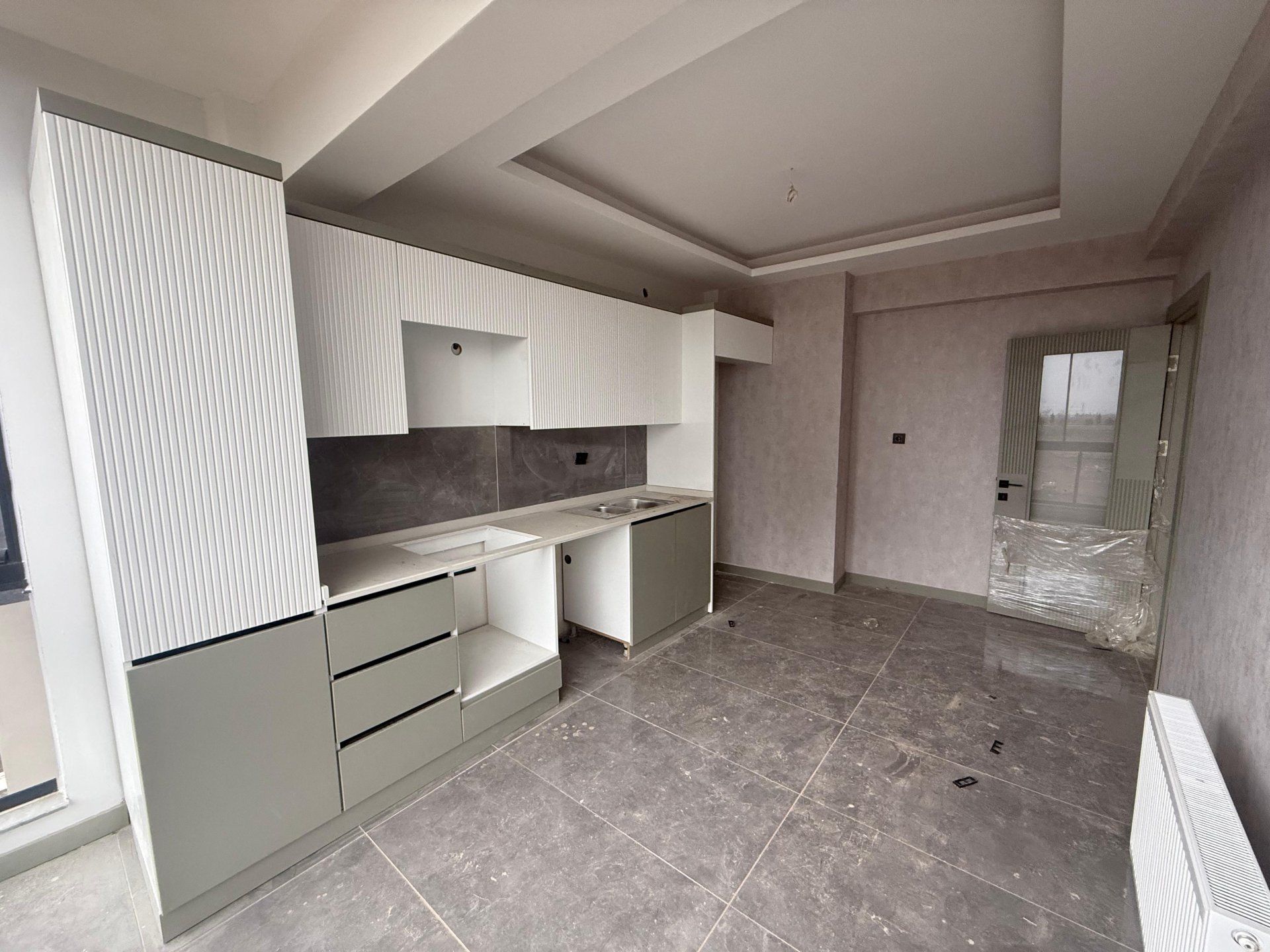 ALTINDAĞ CİVARI BYMEN AVZEM 2+1 HAVUZLU ARA KAT KİRALIK DAİRE