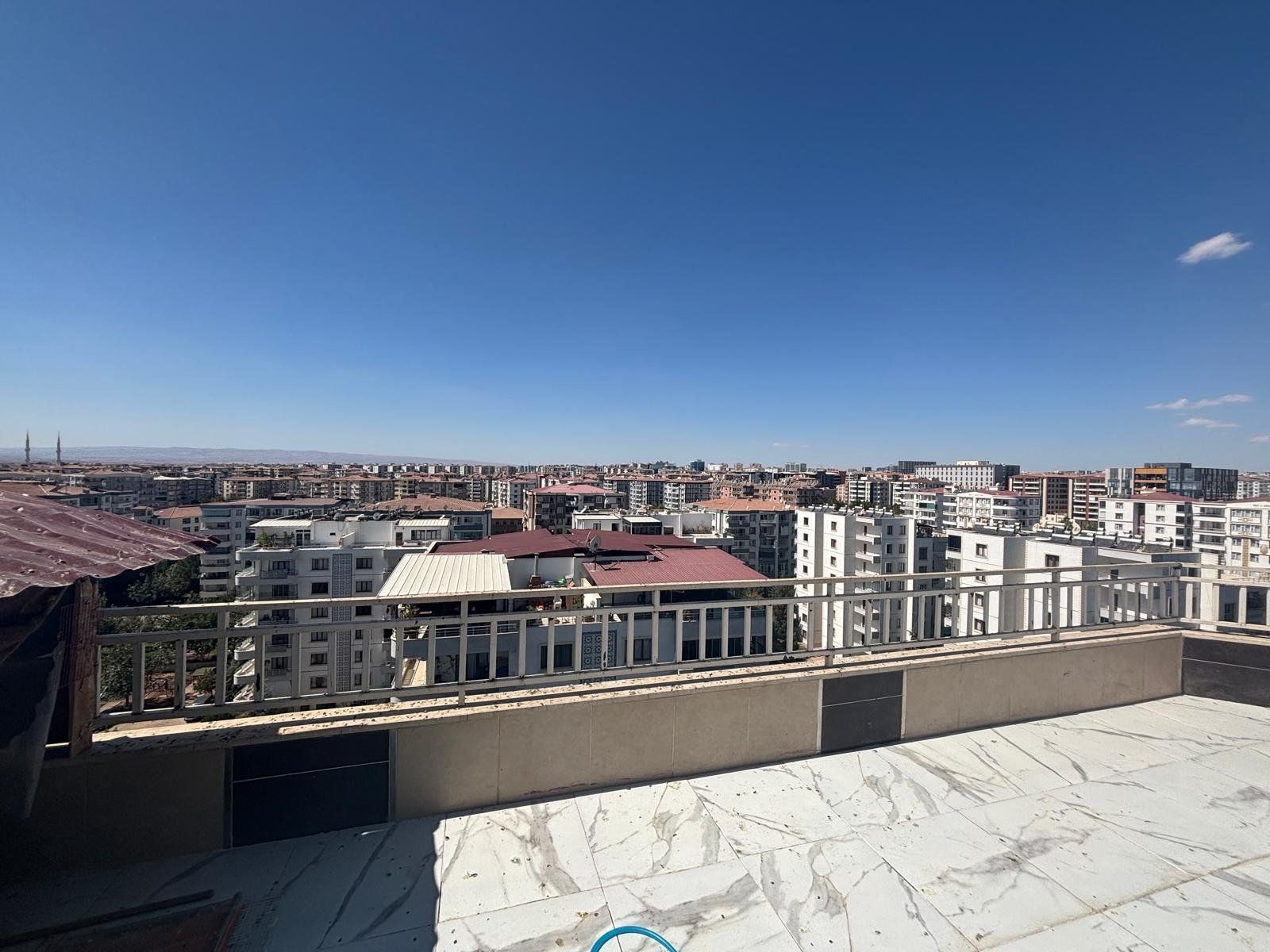 DİYARBAKIRIN EN GÖZDE SİTESİ SATIŞTA ERBAB YAŞAM 2 YAPI KALİTESİYLE SATILIK ULTRA LÜKS 4+3 DUBLEKS DAİRE