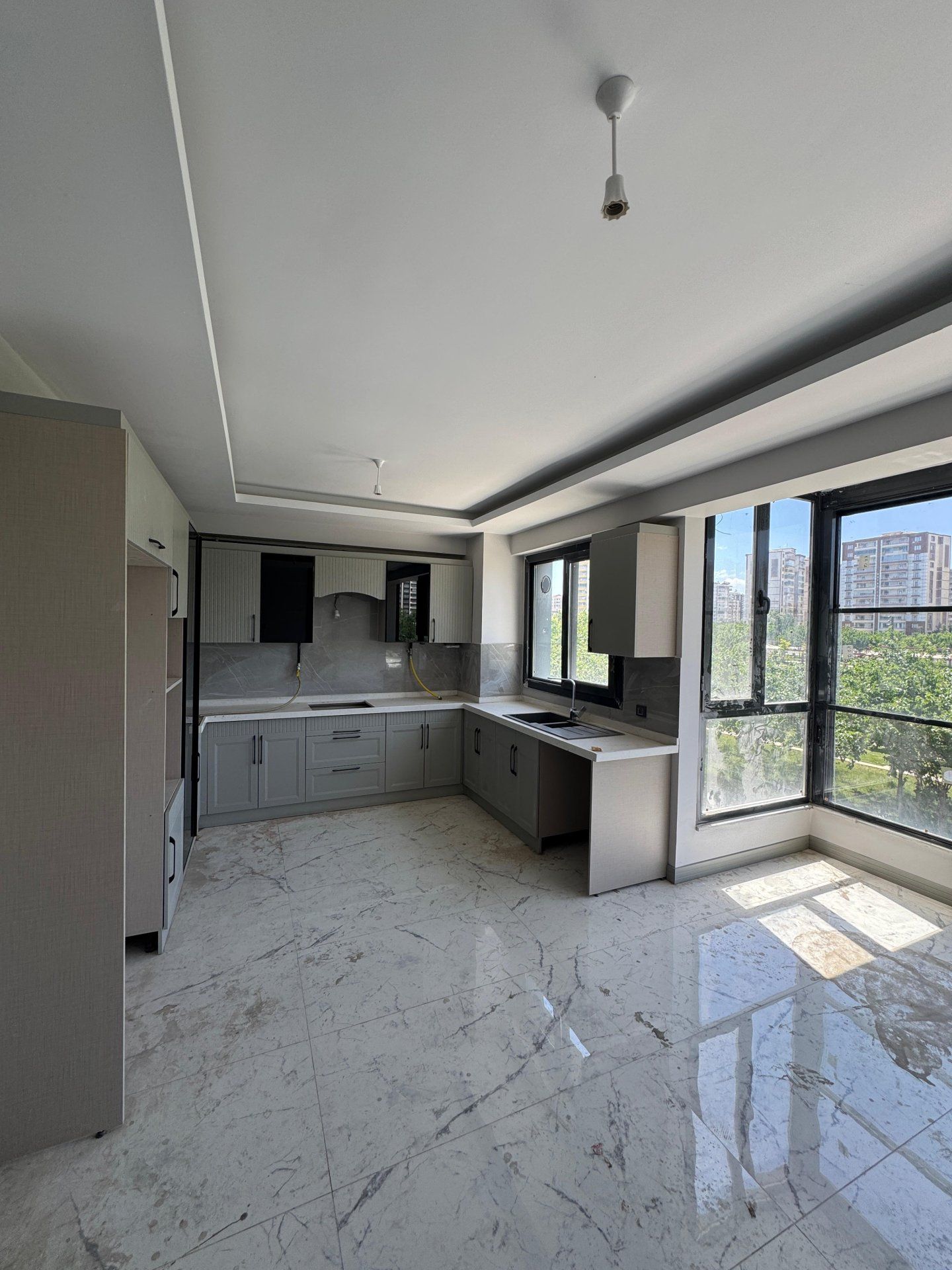 KENT MEYDANI CİVARI 3+1 SATILIK FIRSAT DAİRE