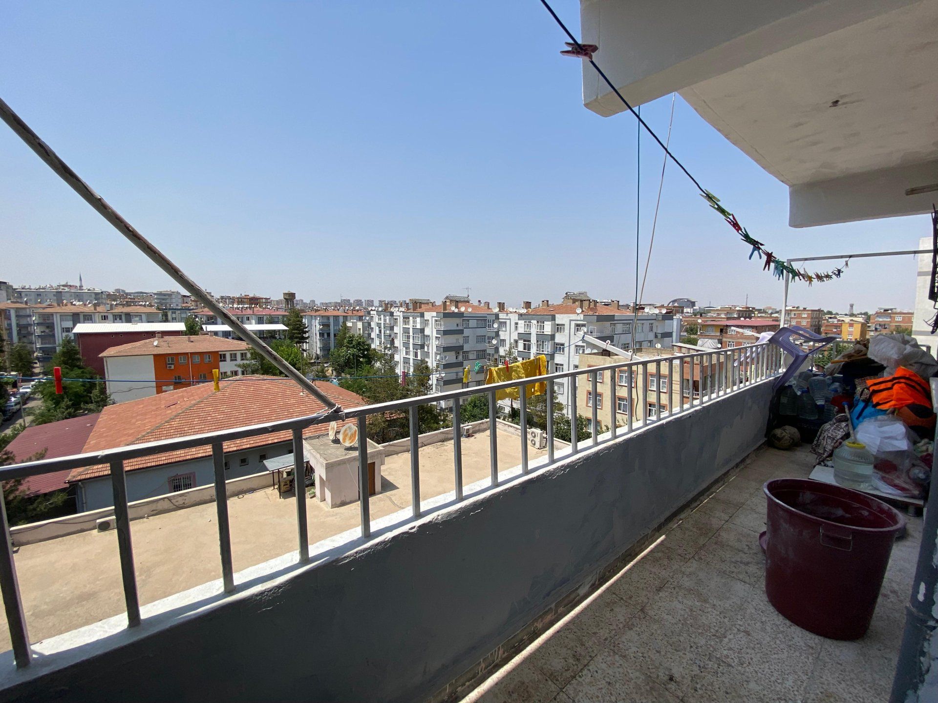 HUZUREVLERİ MEKKE CAMİ CİVARI 3+1 SATILIK DAİRE