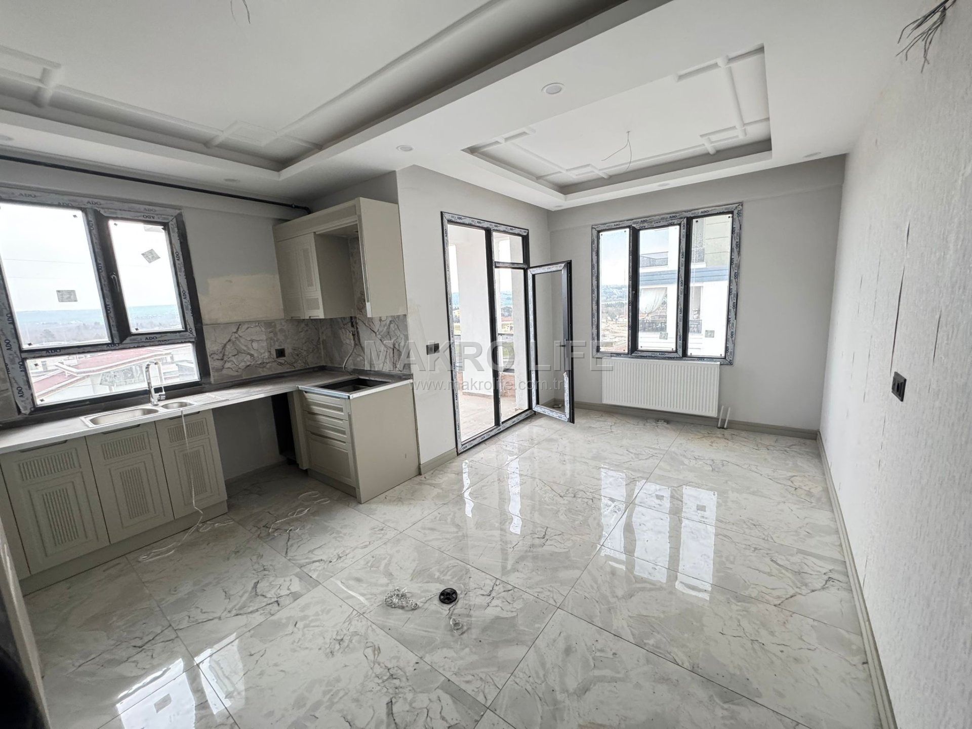 450 EVLER MGA YAPIDA ACİL SATILIK 3,5+1 ARA KAT DAİRE