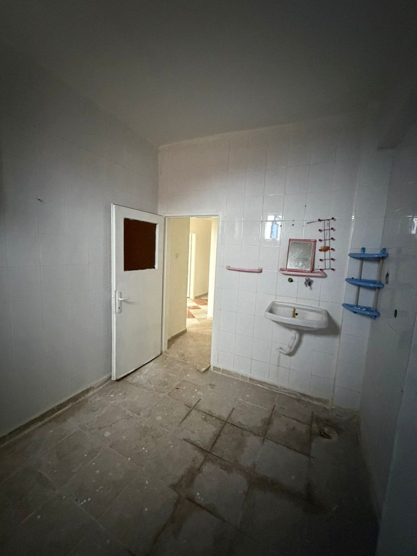 HUZUREVLERİ SON DURAKTA 3+1SATILIK DAİRE