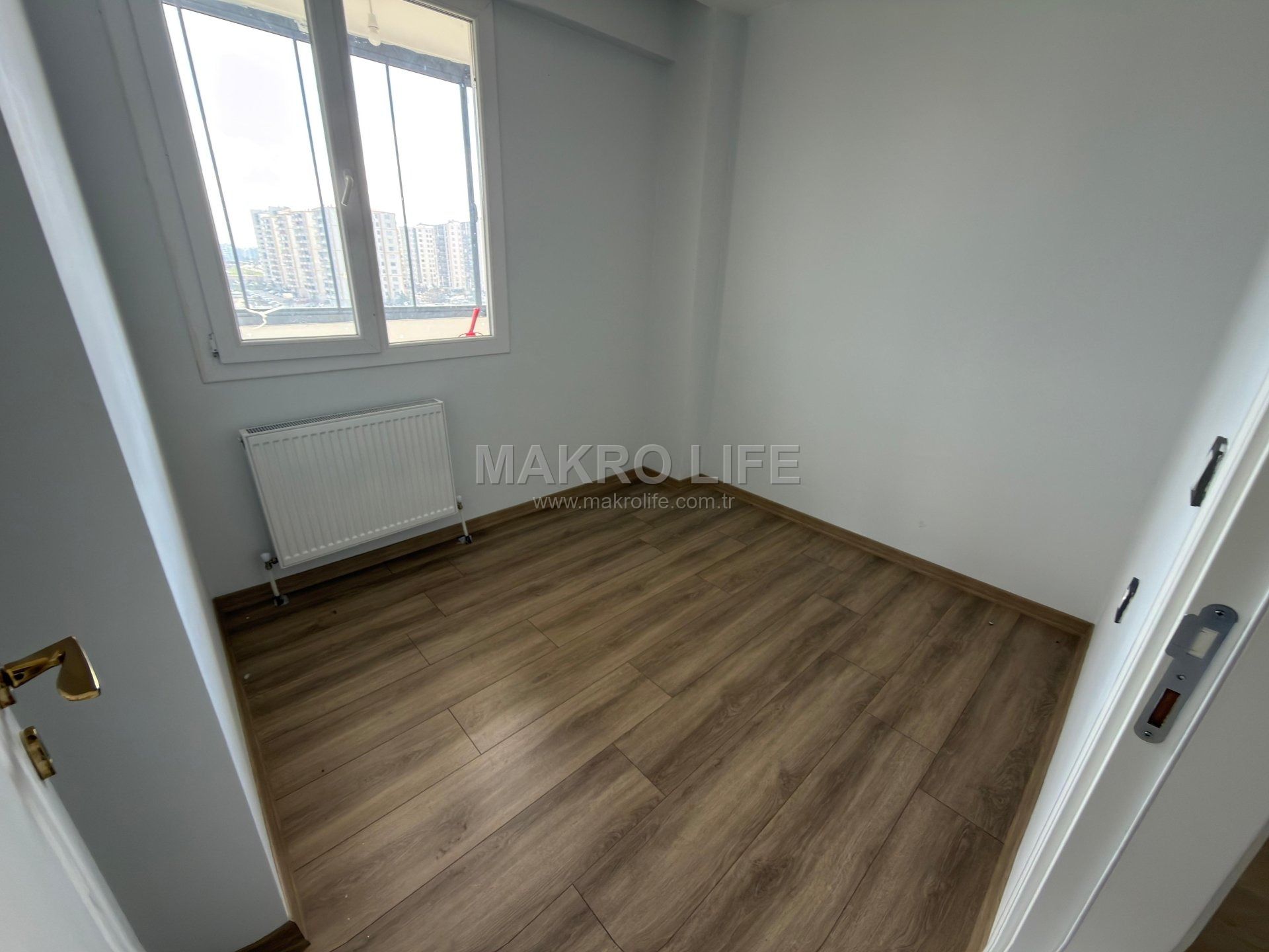 FABRİKA MAHALLESİNDE SATILIK MUHTEŞEM FIRSAT 2+1 DAİRE