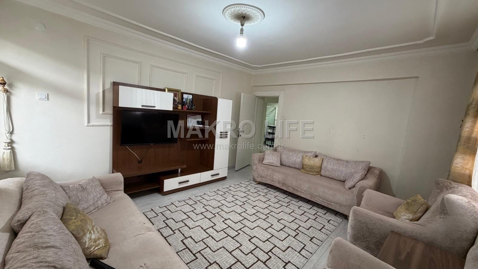 HATBOYU ÇARŞAMBA PAZARI YANINDA 2+1 FULL + FUL YAPILI FIRSAT DAİRE