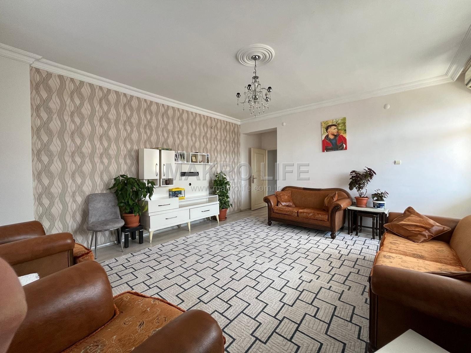 BAĞCILAR NEVROZ PARK CİVARINDA FULL YAPILI 3+1 FIRSAT DAİRE