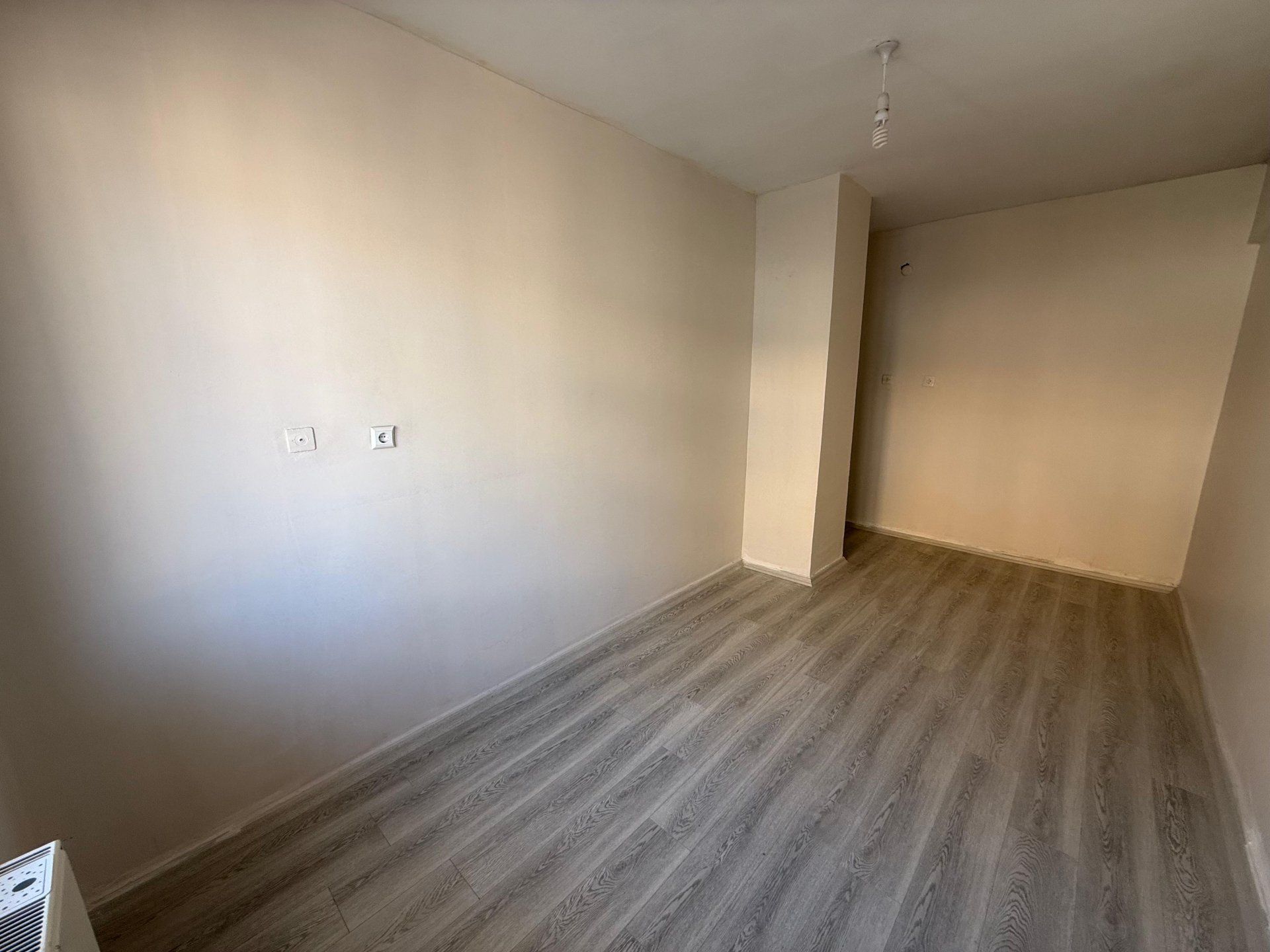 HUZUREVLERİ KELEBEK FIRIN CİVARI 2+1 SATILIK DAİRE