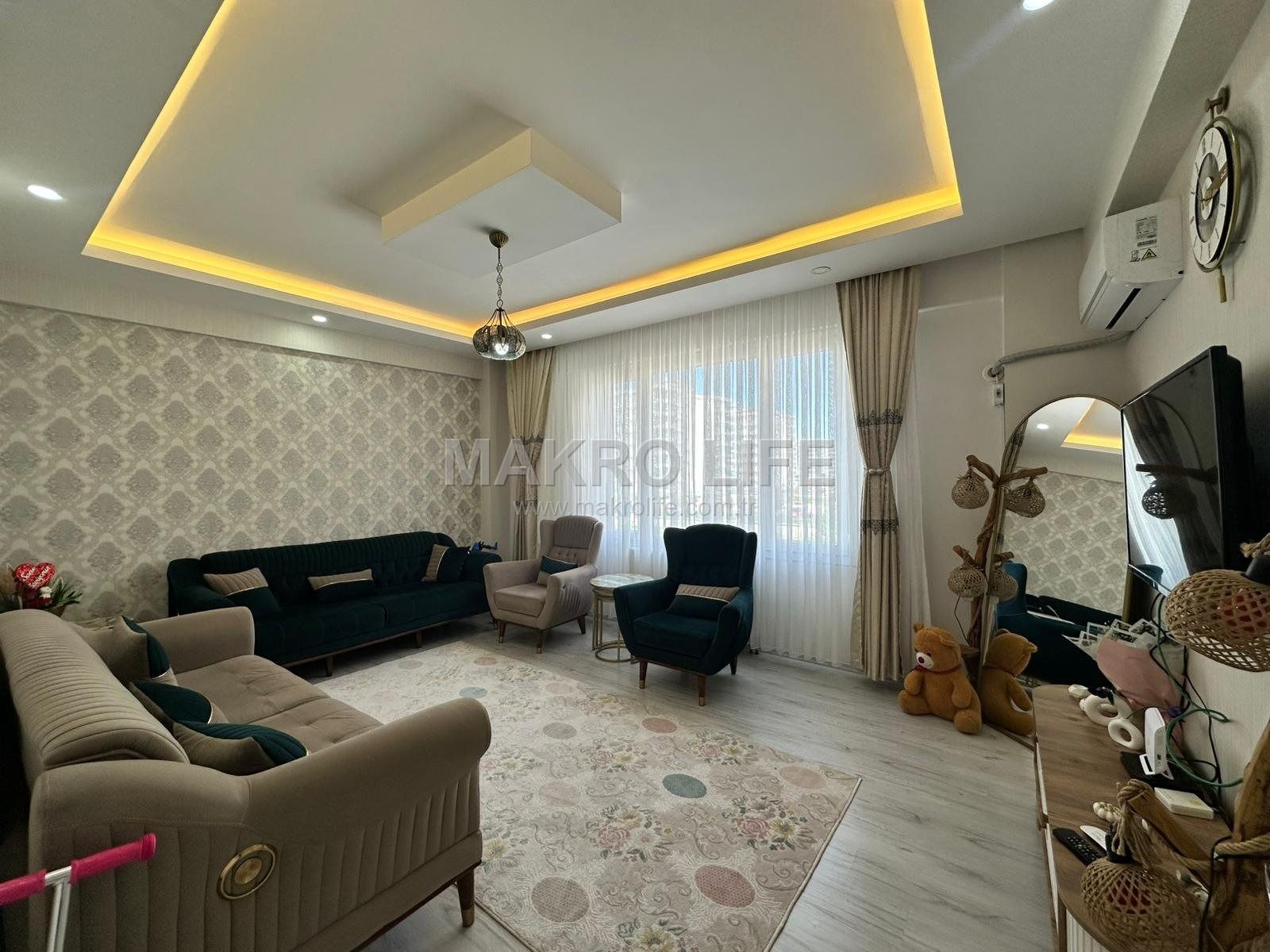 YETİŞAN ALIR! BAĞCILAR NEVRUZ ALANI BİTİŞİĞİNDE 2.5+1 100 M2 FIRSAT DAİRE