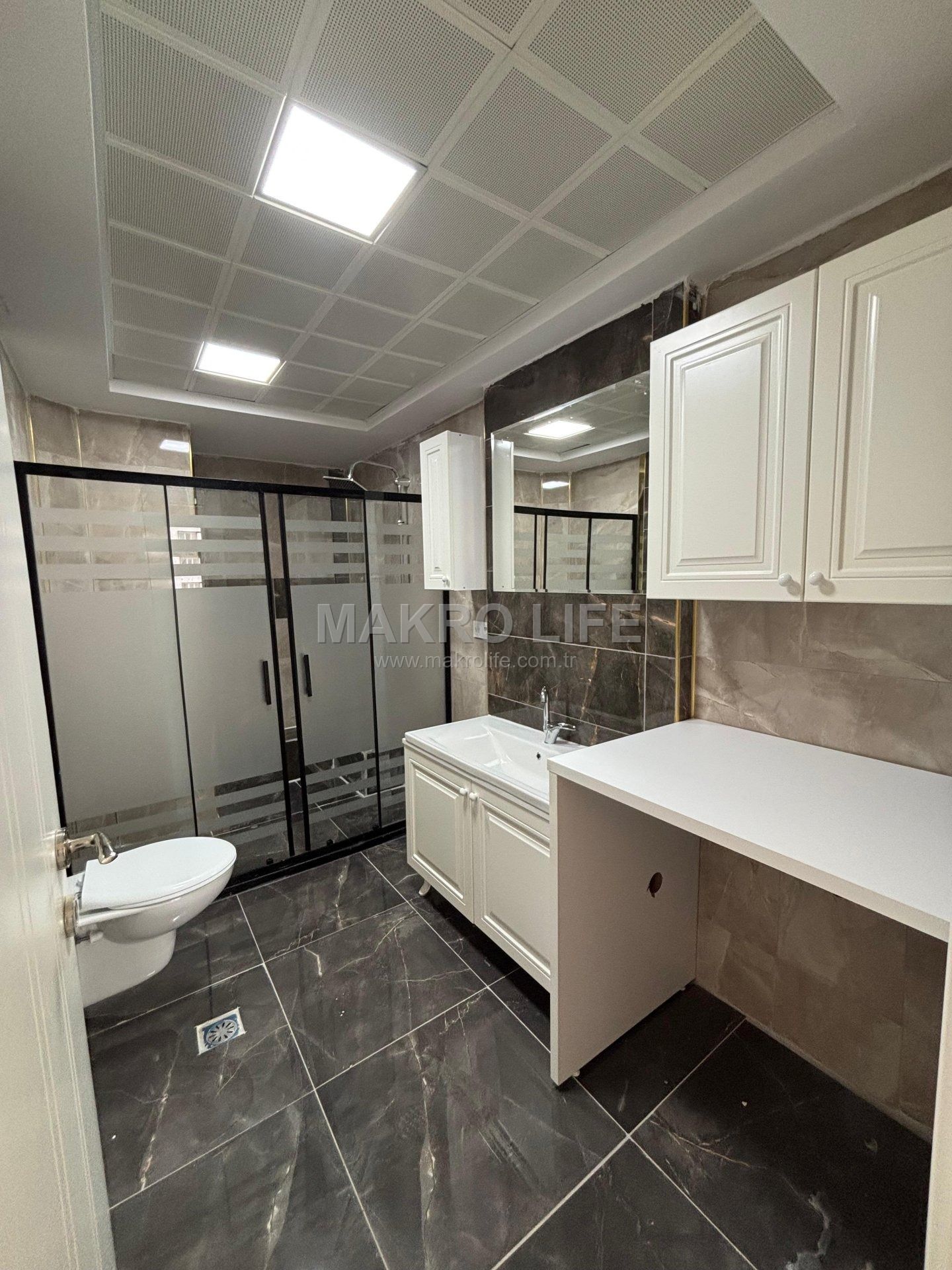 SATILIK WİNSTOWN İLE ADLİ TIP ARASINDA SIFIR 4,5+1 DAİRE
