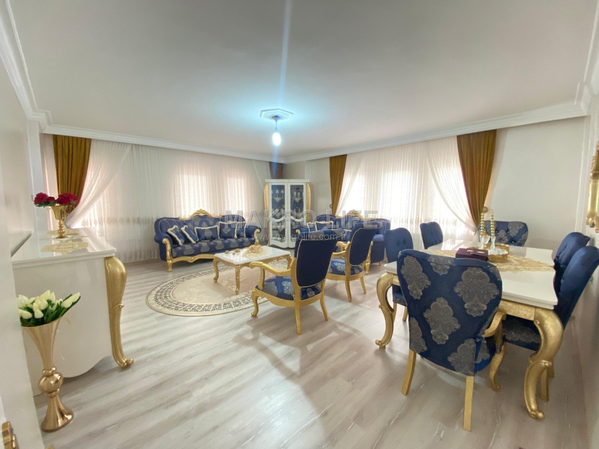 MEDYA KAVŞAĞINDA ANA CADDE ÜZERİ 3+1 BAKIMLI SATILIK DAİRE