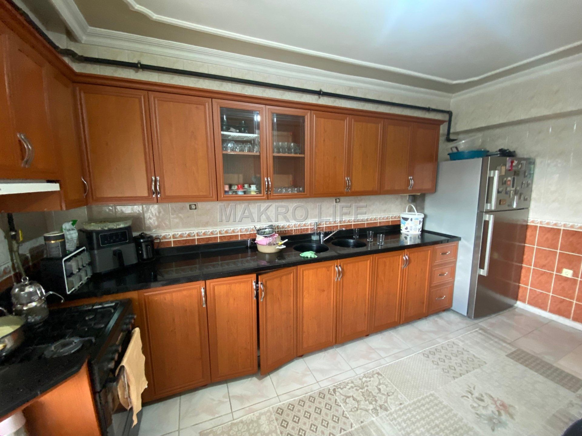 DİCLEKENT CADDESİNE SIFIR ACİL SATILIK 4+1 DAİRE