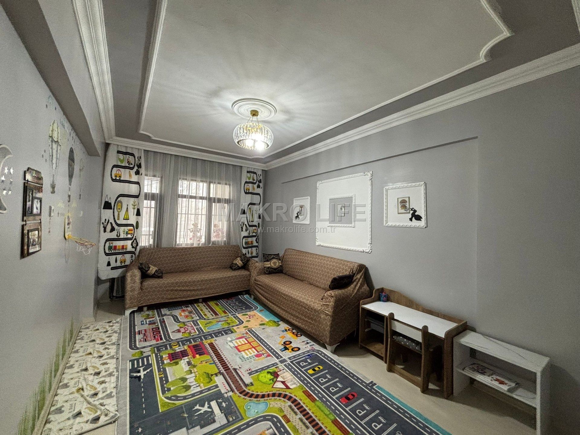GAZİLER ANA CADDE ÜZERİ SİTE İÇERİSİNDE SATILIK 3+1 FULL YAPILI DAİRE