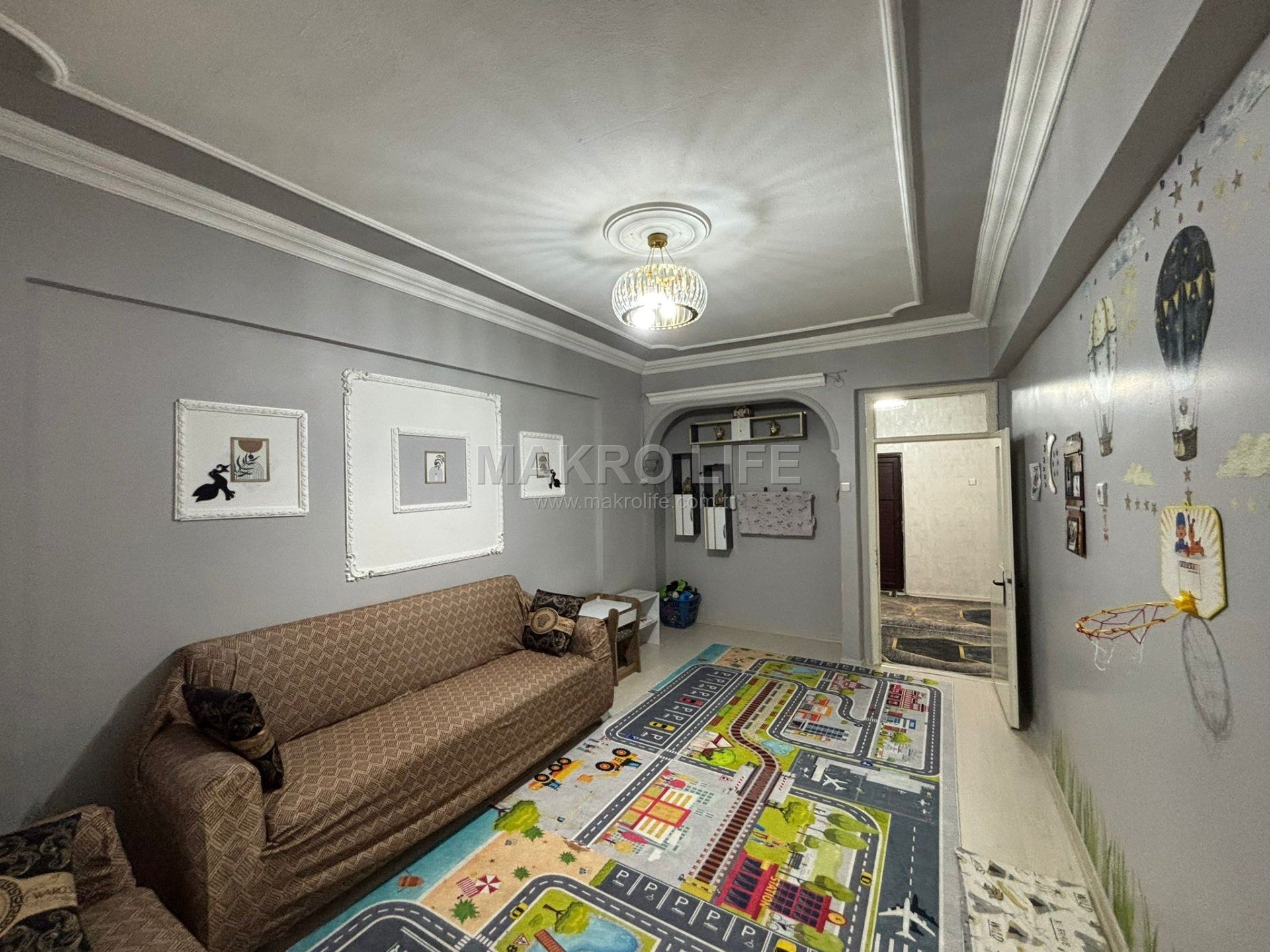 GAZİLER ANA CADDE ÜZERİ SİTE İÇERİSİNDE SATILIK 3+1 FULL YAPILI DAİRE