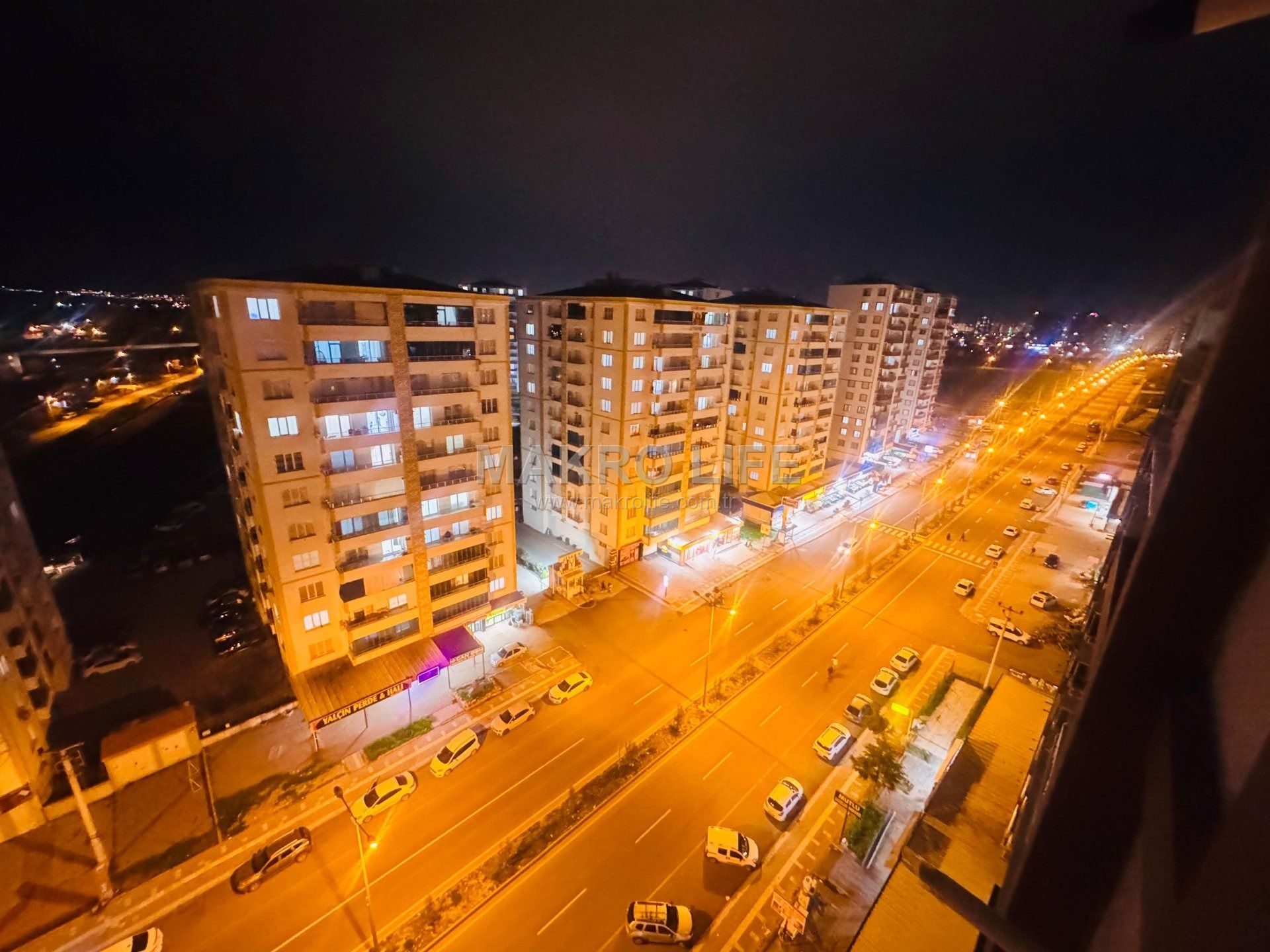 FABRİKA MAHALLESİNDE 2 DAİRE ÜZERİ KİRALIK 3+1 DAİRE