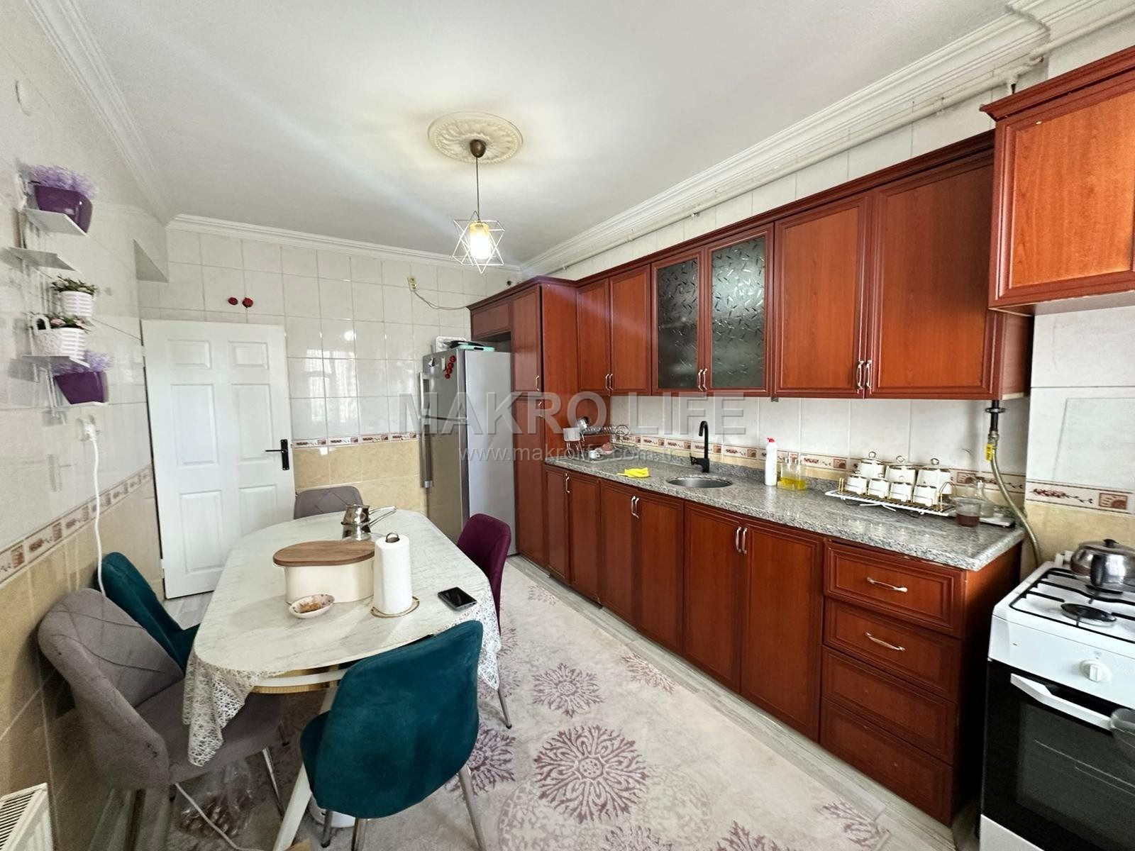METROPOL MERKEZİ KONUMDA SATILIK 3+1 GENİŞ FERAH DAİRE