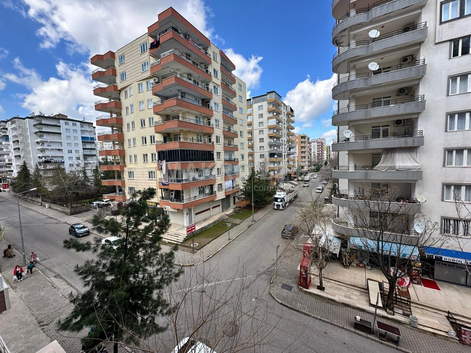 METROPOL MERKEZİ KONUMDA SATILIK 3+1 GENİŞ FERAH DAİRE