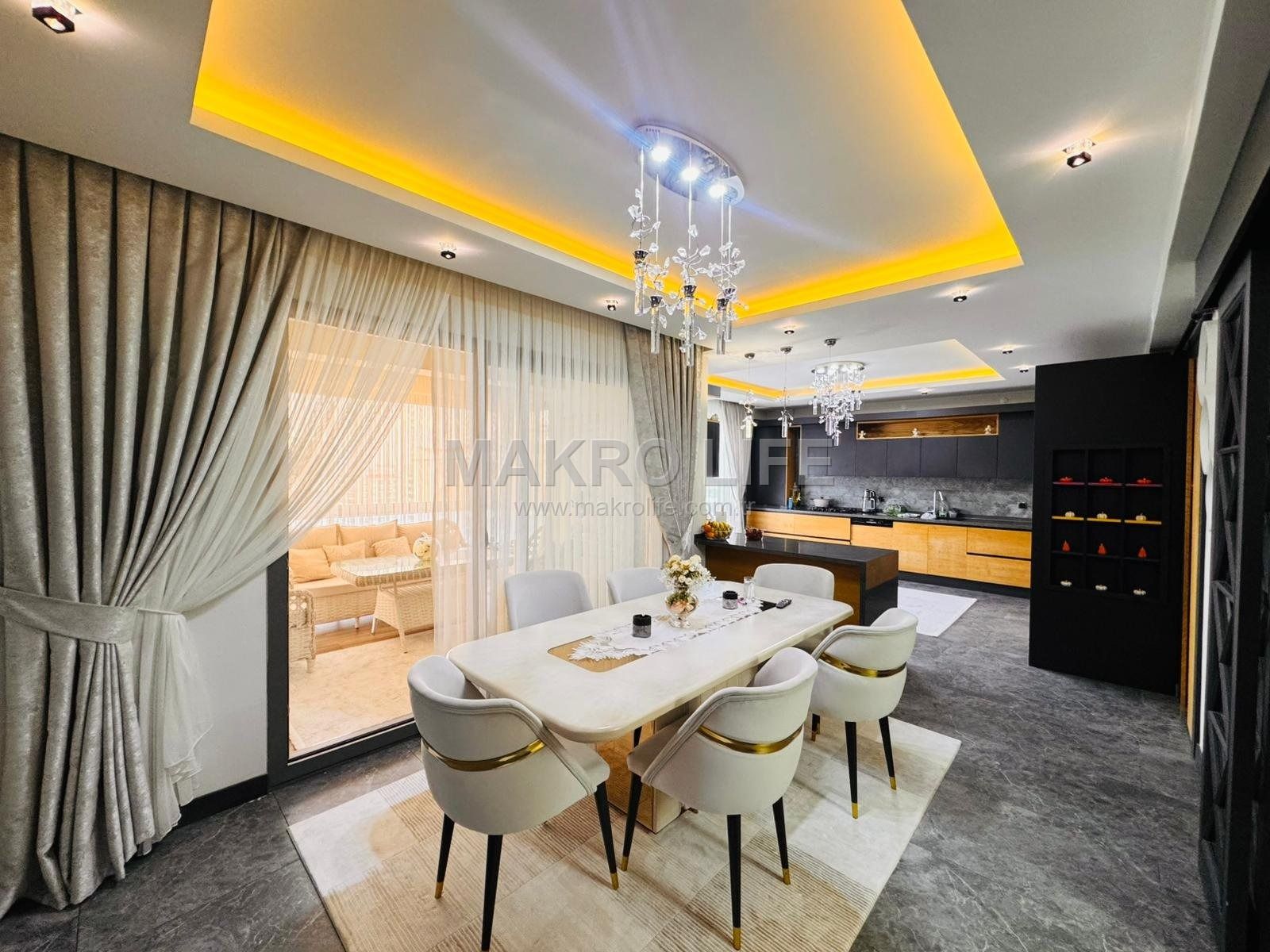 KARAYIL YAPI KALİTESİYLE 4,5+1 LÜKS DAİRE