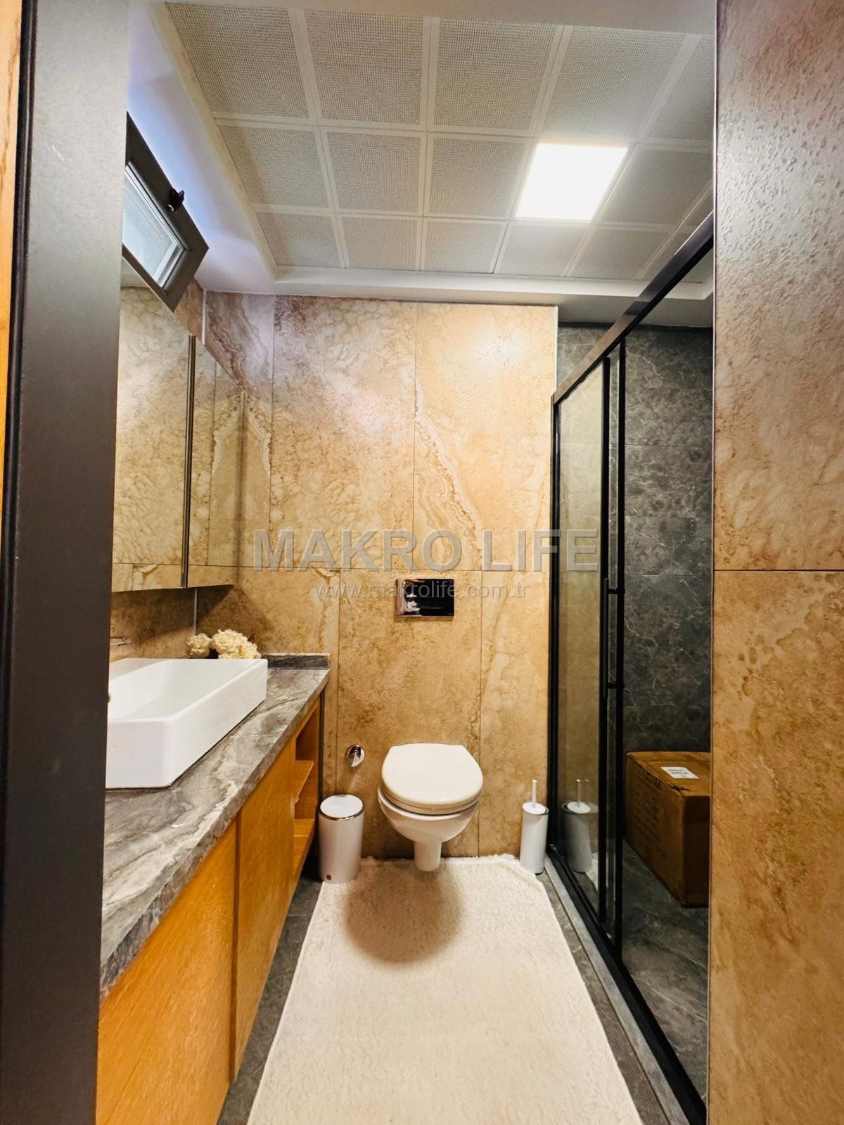 KARAYIL YAPI KALİTESİYLE 4,5+1 LÜKS DAİRE